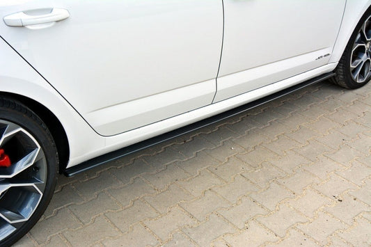 Seitenschweller Ansatz für Skoda Octavia RS Mk3 / Mk3 FL Hatchback / Kombi Carbon Look