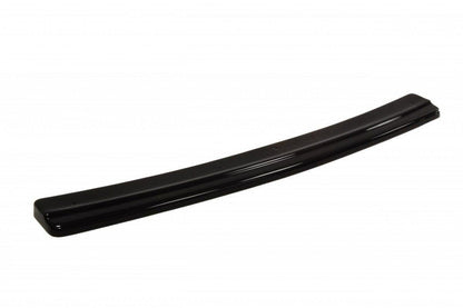 Mittlerer Diffusor Heck Ansatz für VW GOLF 4 R32 Carbon Look