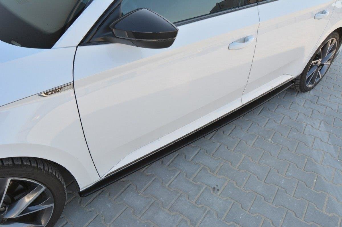 Seitenschweller Ansatz für Skoda Superb Mk3 schwarz Hochglanz