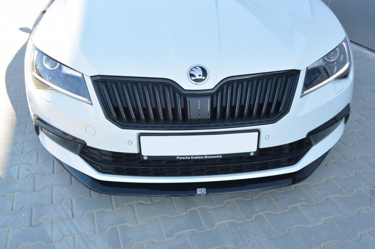 Front Ansatz V.1 für Skoda Superb Mk3 Carbon Look