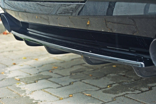 Mittlerer Diffusor Heck Ansatz für BMW 5er F11 M Paket (mit zwei Doppel Endstücken) schwarz Hochglanz