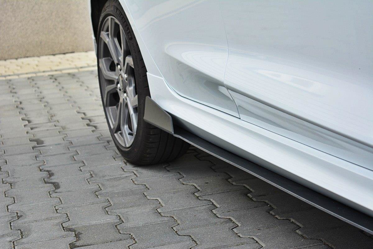 Sport Seitenschweller Ansatz für V.1 für Ford Fiesta Mk8 ST / ST-Line