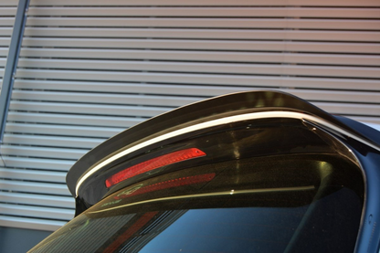 Spoiler CAP V.1 für Volkswagen Golf 7 / 7 Facelift R / R-Line / GTI  Carbon Look