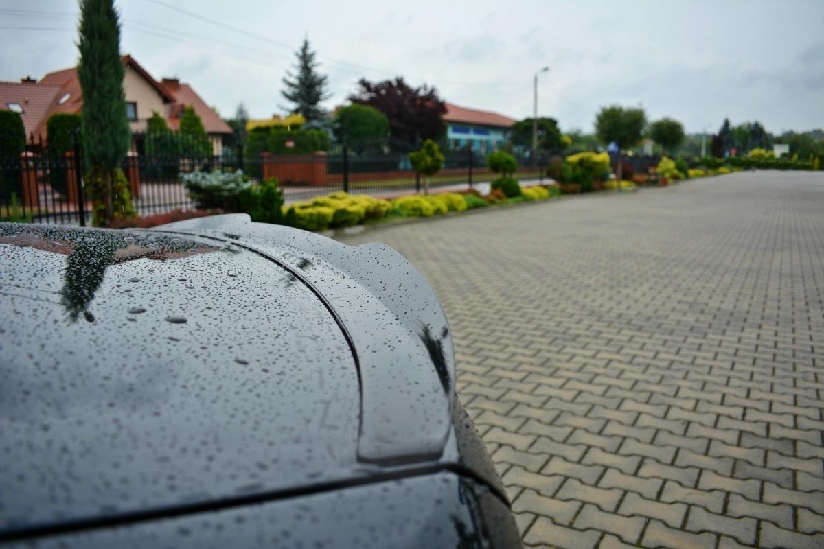 Spoiler CAP für BMW 3er E92 M Paket schwarz Hochglanz