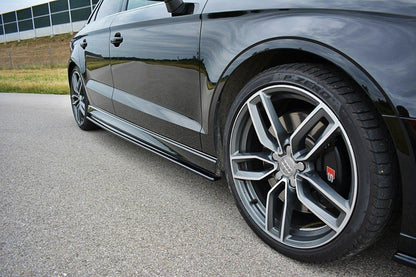 Seitenschweller Ansatz für V.1 für Audi S3 / A3 S-Line 8V / 8V FL Limousine Carbon Look