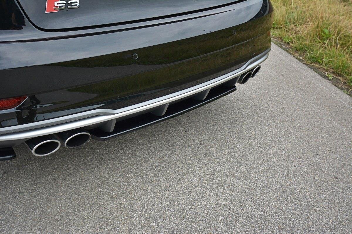 Mittlerer Diffusor Heck Ansatz für Audi S3 8V FL Limousine  schwarz matt