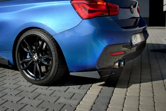 Heck Ansatz Flaps Diffusor für BMW 1er F20/F21 M-Power FACELIFT