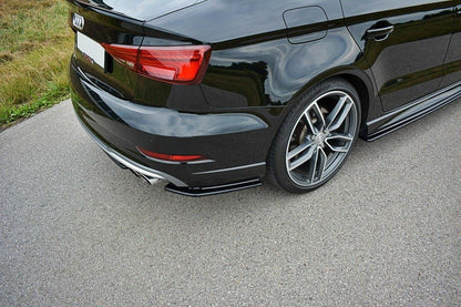 Heck Ansatz Flaps Diffusor für Audi S3 / A3 S-Line 8V FL Limousine Carbon Look