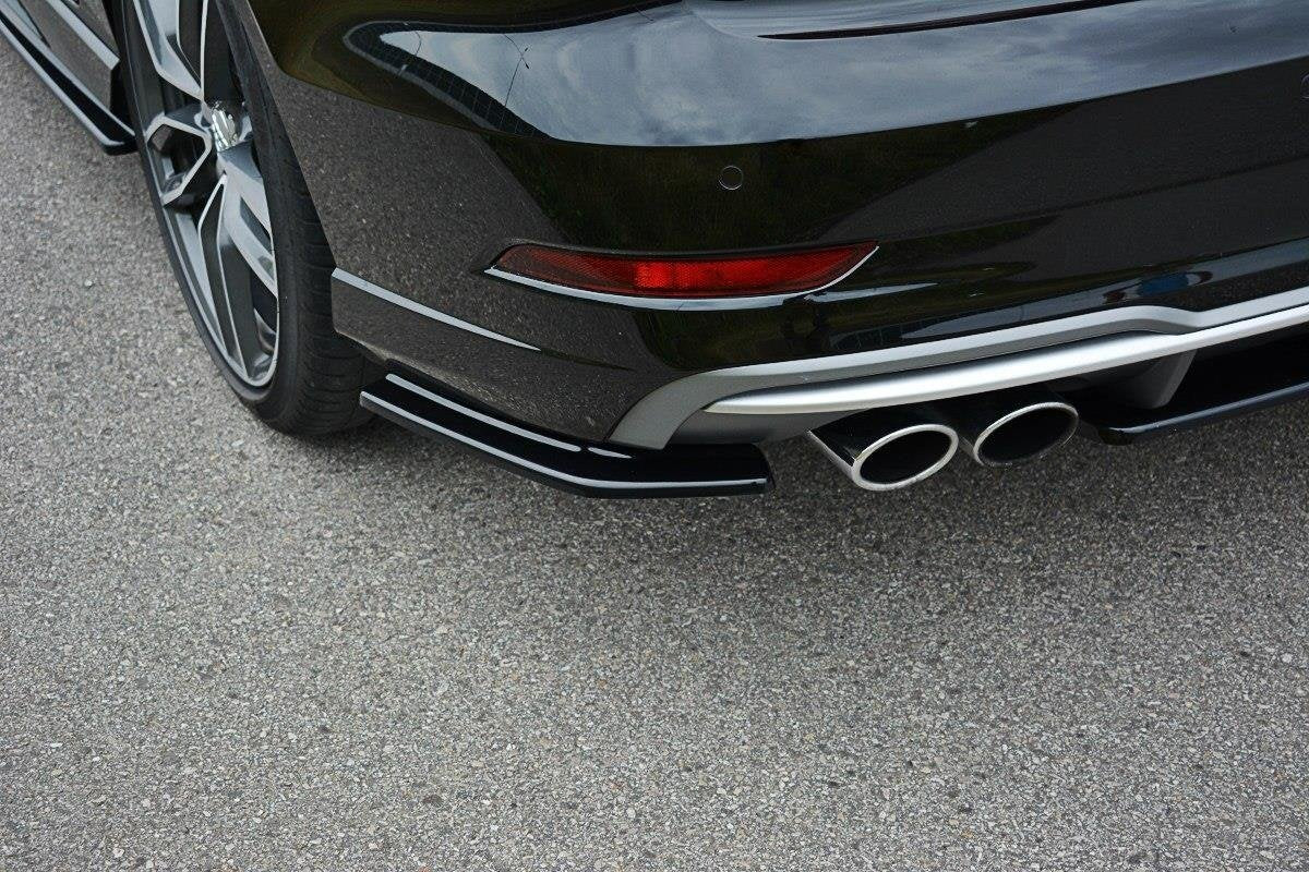 Heck Ansatz Flaps Diffusor für Audi S3 / A3 S-Line 8V FL Limousine Carbon Look