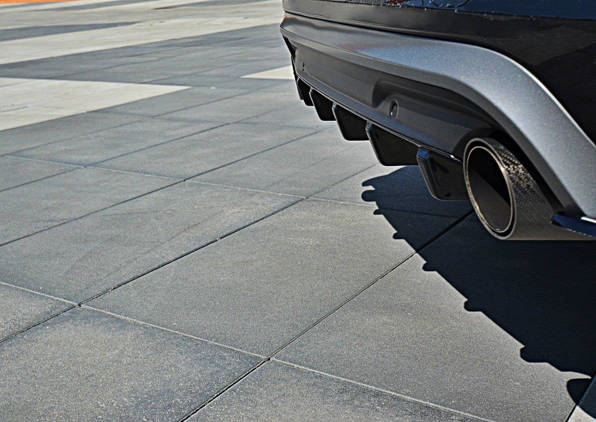 Diffusor Heck Ansatz für Volvo V60 Polestar Facelift Carbon Look