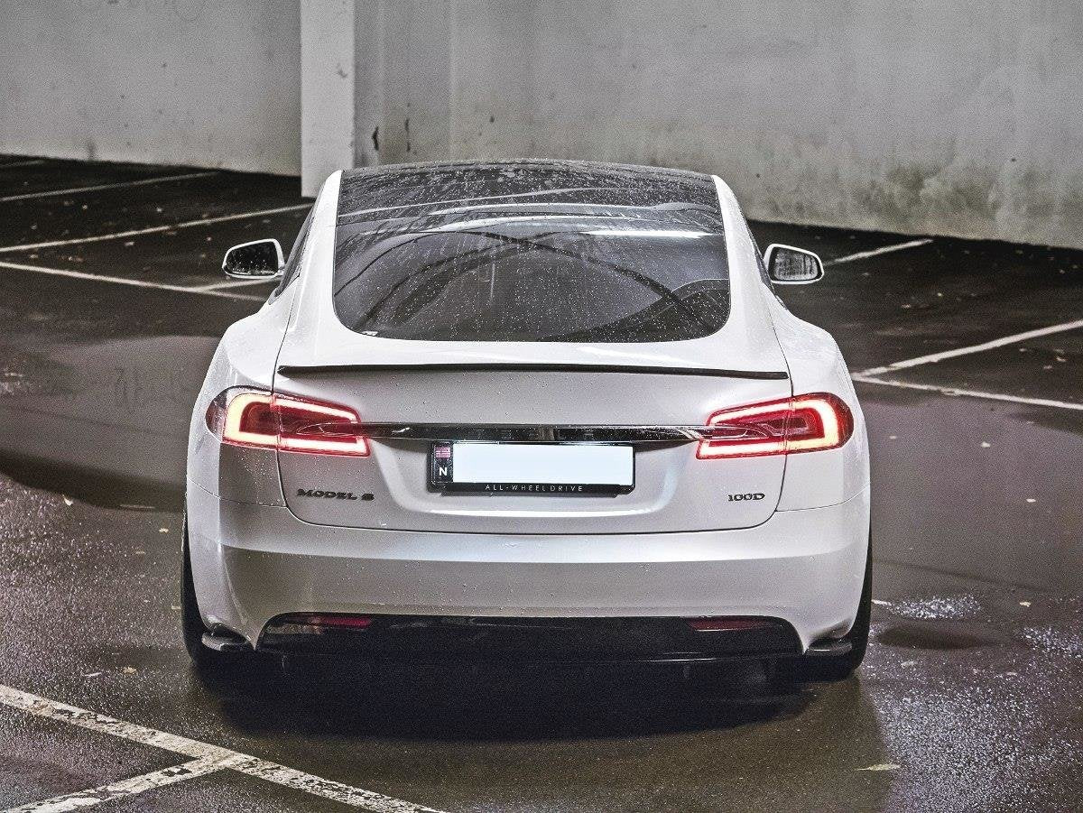 Heck Ansatz Flaps Diffusor für Tesla Model S Facelift schwarz matt