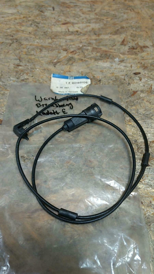 Kadett E Warnkontakt Bremsbelag Original GM Opel Neu