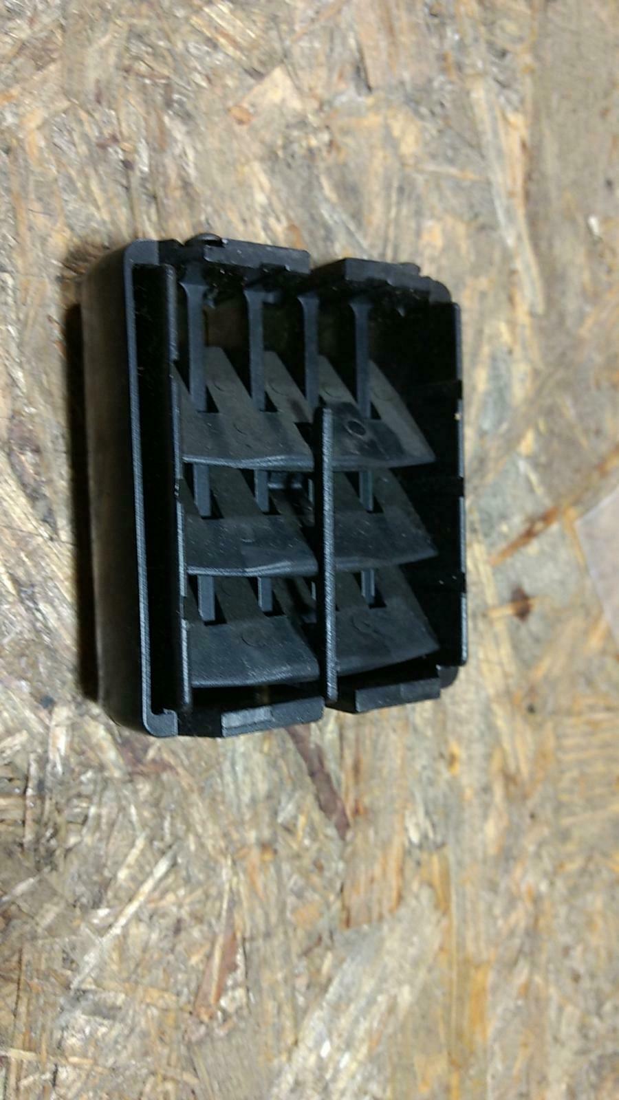 Corsa A Lüftungsgitter Mitte Original GM Opel Neu