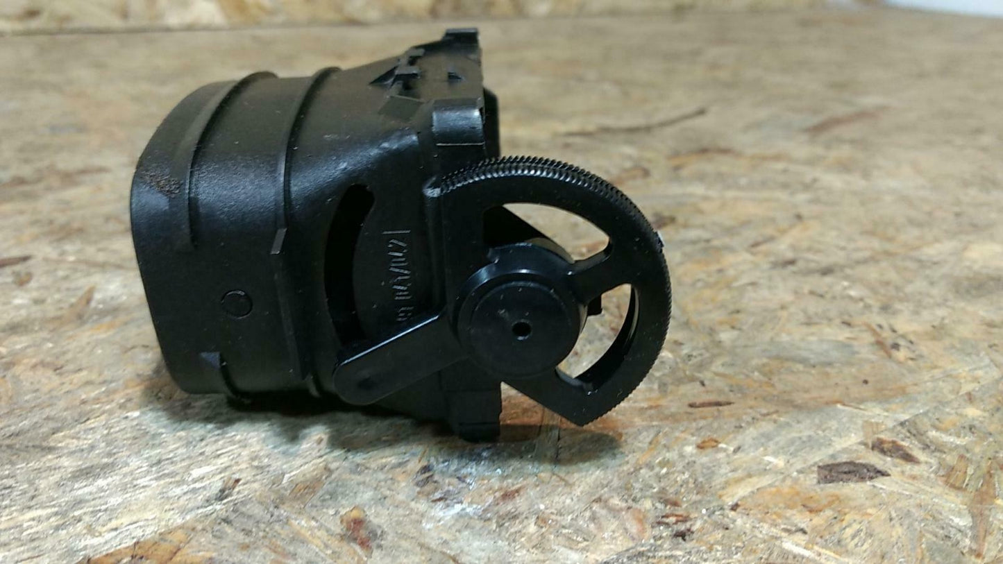 Kadett E Luftverteilung außen links Stirnwand original GM Opel Neu