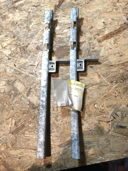 Opel Vectra 94-96 Führungsschiene hinten rechts Neu