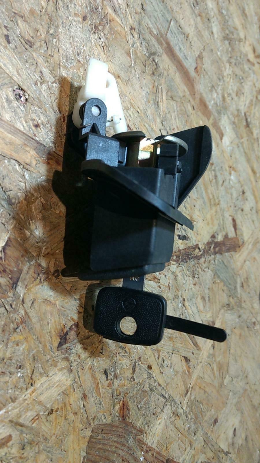 Kadett D Astra F Türschloss m. Schlüssel Heckklappe original GM Opel NEU