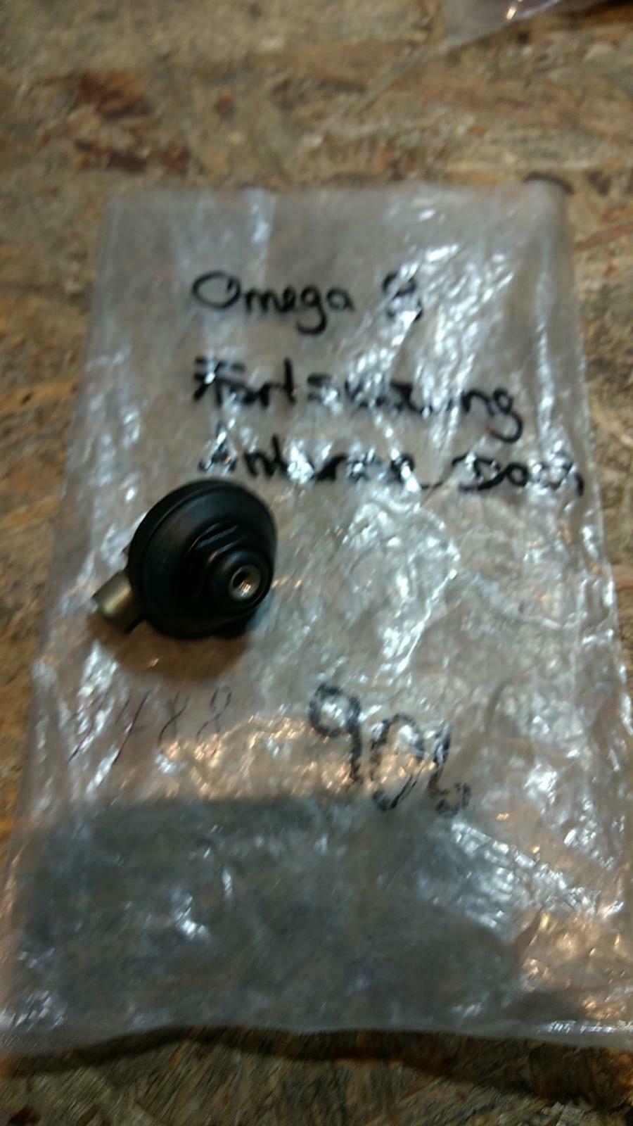 Opel Omega B Fortsetzung Antenne Dach original GM NEU