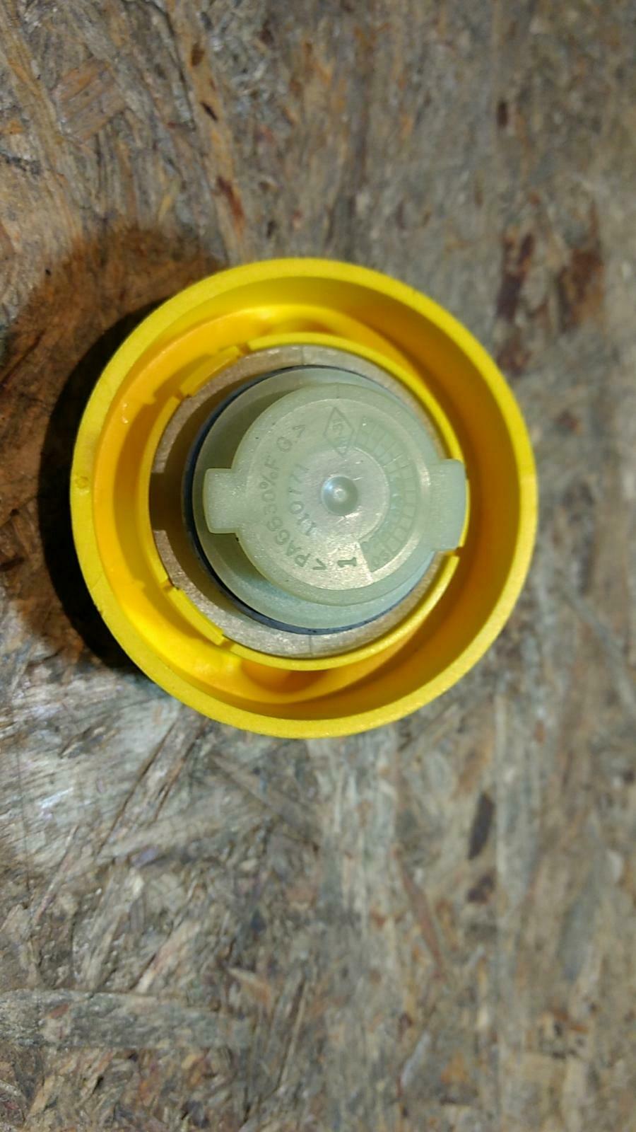 Opel Movano Öldeckel Öleinfüllstutzen neu original GM