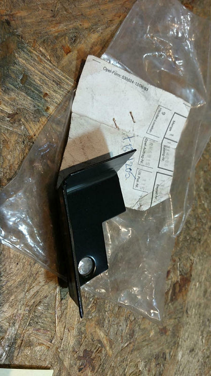 Kadett E Halter Querlenker vorne oben Original Opel Neu
