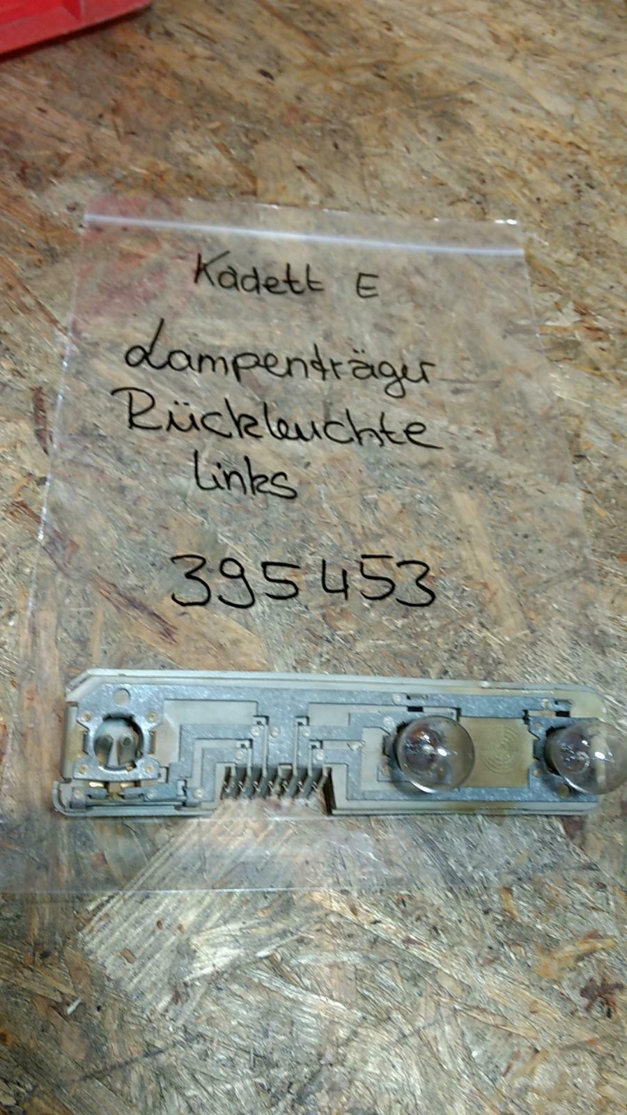 Kadett E Lampenträger Rückleuchte links original GM Opel Neu
