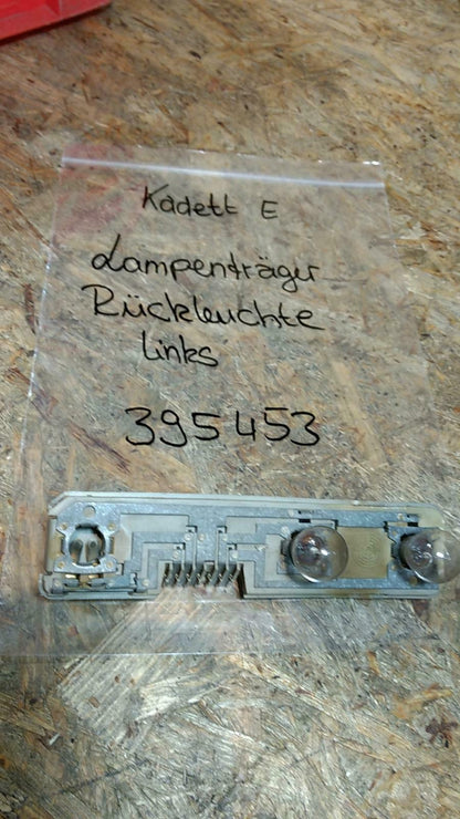 Kadett E Lampenträger Rückleuchte links original GM Opel Neu