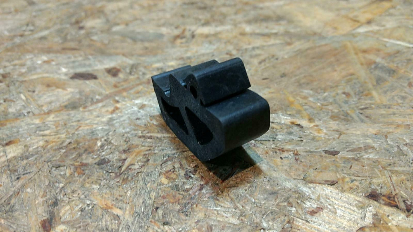 Astra G Zafira A Gummipuffer Motorhaube seitlich orig GM Opel NEU
