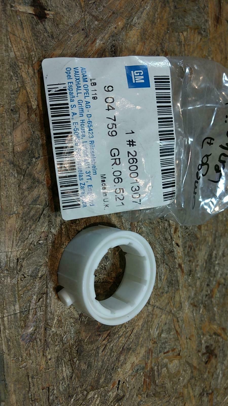Omega A Buchse Lenksäule unten Original GM Opel Neu