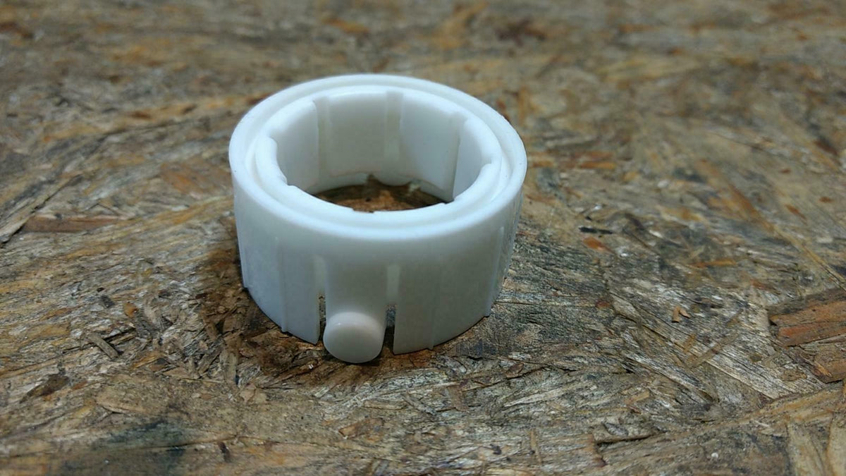 Omega A Buchse Lenksäule unten Original GM Opel Neu