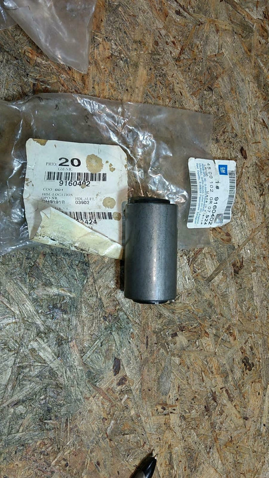 Opel Movano A Feder-Buchse Blattfeder original GM NEU