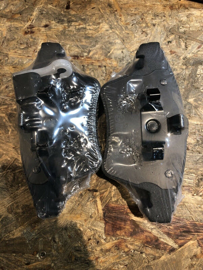 VW Multivan  /  Transporter V Scheibenbremsbeläge Neu