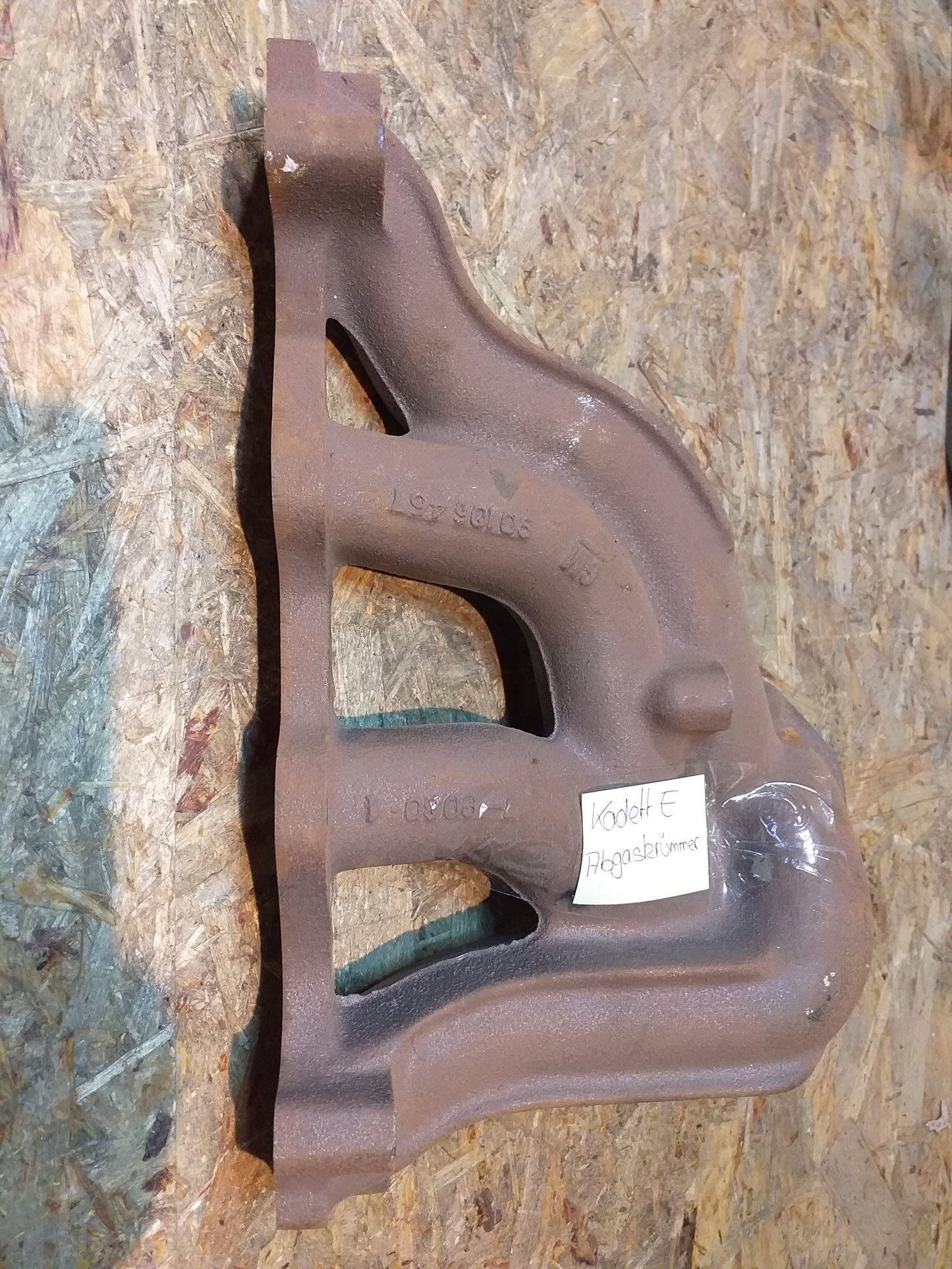 Kadett E Abgaskrümmer original GM Opel NEU