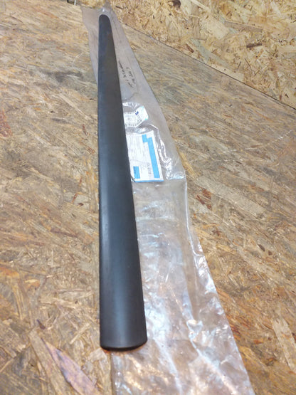 Corsa B Schutzzierleiste vorne links original GM Opel NEU