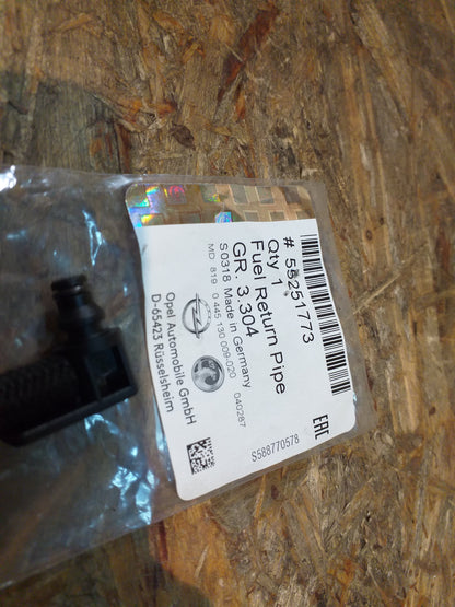 Corsa D Van (S07) Kraftstoffverteiler Original GM Opel  NEU