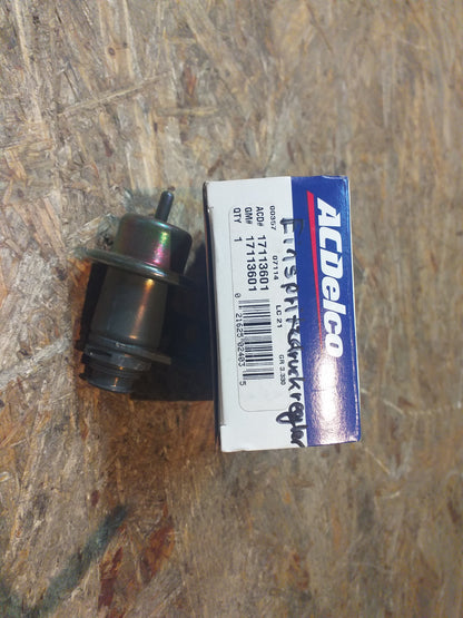 Oldtimer Youngtimer Opel Einspritzdruckregler original AC Delco NEU