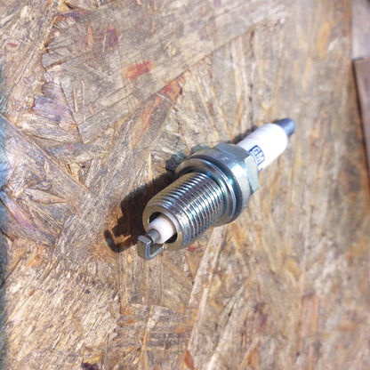 Astra J Insignia Zafira C Zündkerze original GM Opel NEU