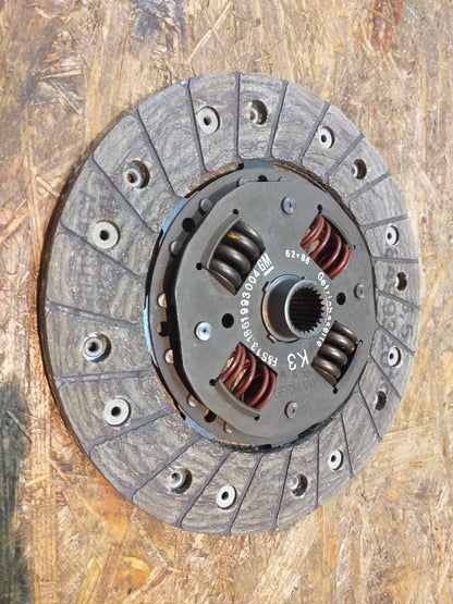 Astra F Ascona Kupplungsscheibe original GM Opel NEU