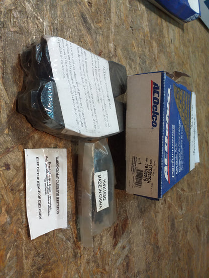 Chevrolet Equinox Bj 05-06 Bremsbeläge original ACDELCO NEU