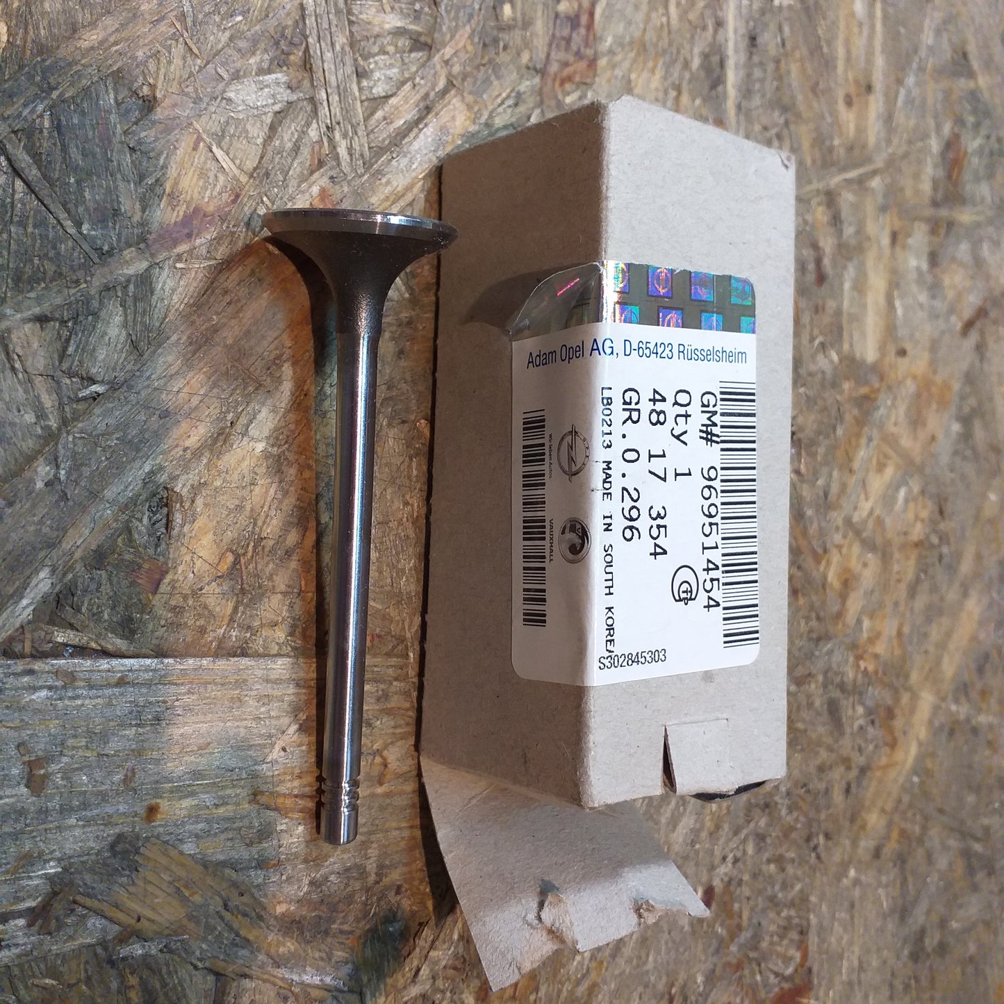 Opel Antara Chevrolet Captiva, Cruze 2.0D Einlassventil original GM Opel NEU