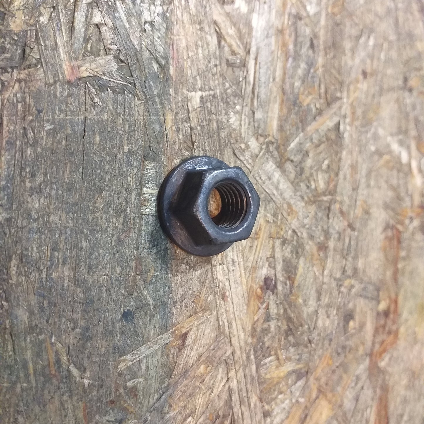 Chevrolet Captiva Mutter an Auspuffanlage original GM Opel NEU