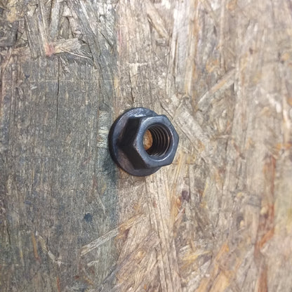 Chevrolet Captiva Mutter an Auspuffanlage original GM Opel NEU