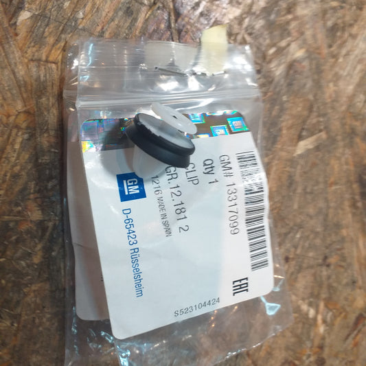 Movano B Insignia kunststoffclip original GM Opel NEU