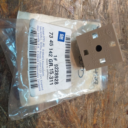 Corsa C Befestigungszapfen original GM Opel NEU