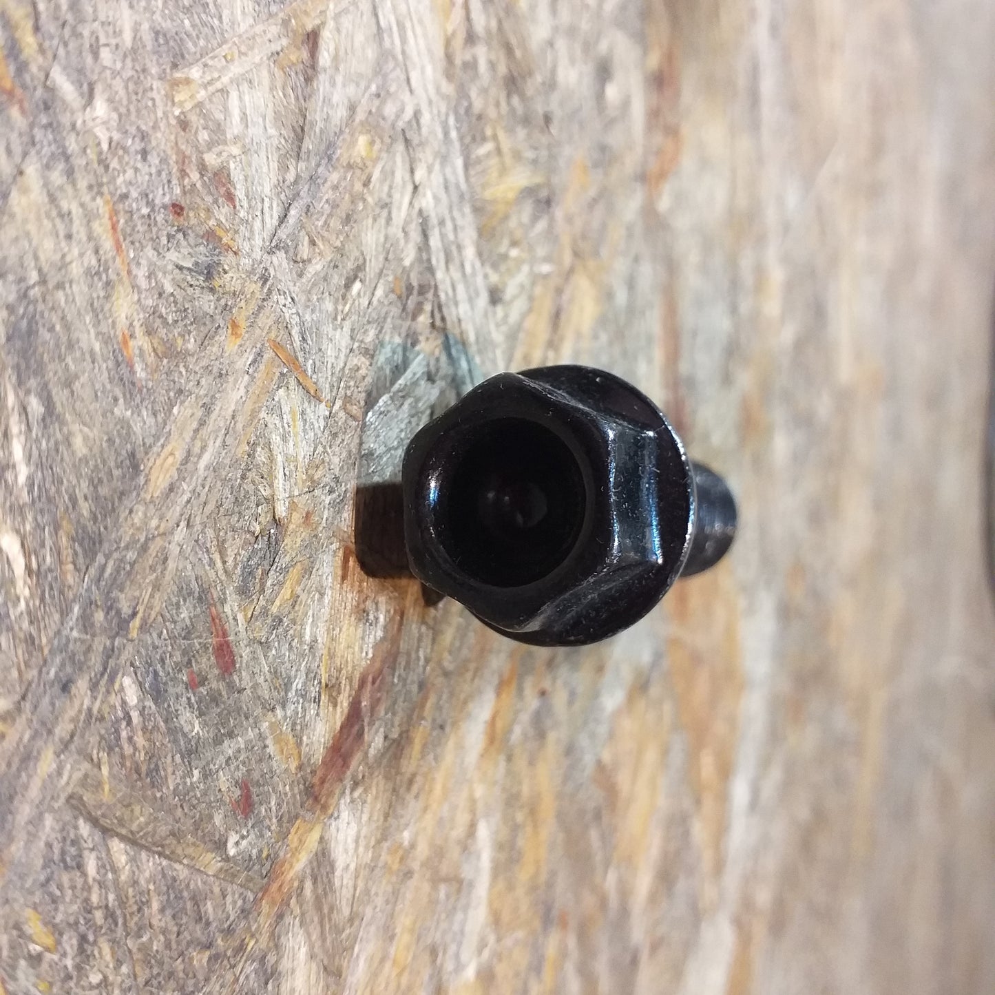 Radbolzen Kegelbund M14x1,25, 33mm schwarz original NEU