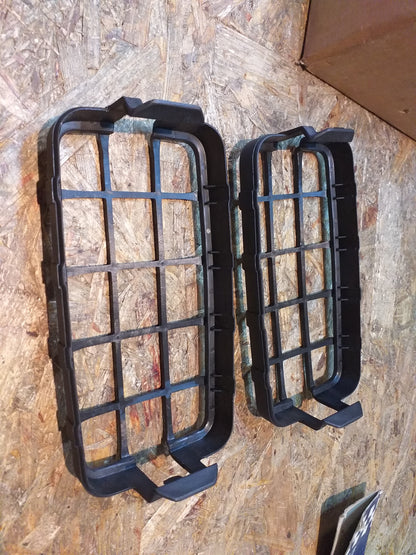 Schutzgitter für Nebelscheinwerfer und Fernscheinwerfer Optilux 4290 original NEU