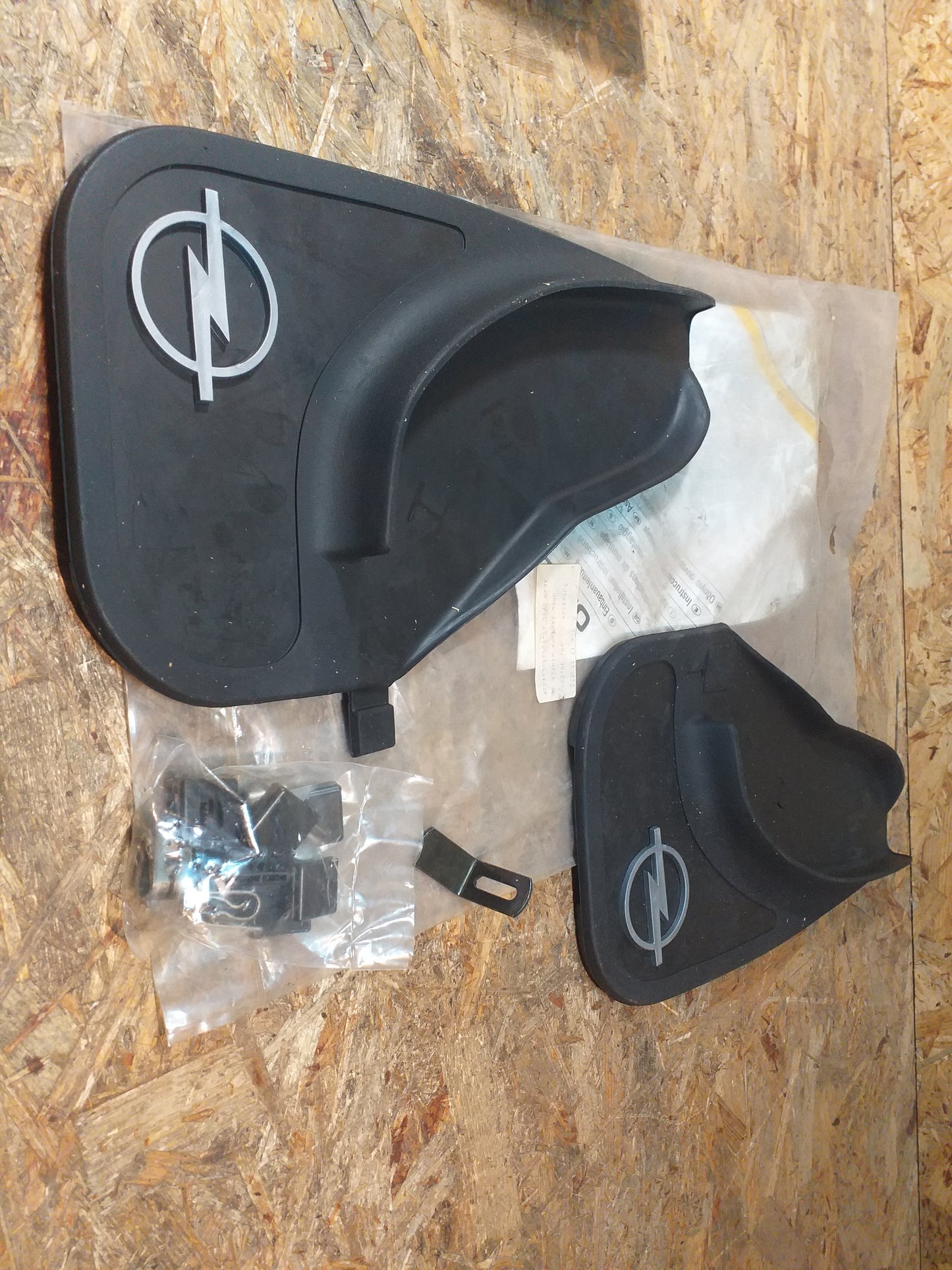 Calibra Schmutzfänger hinten original Opel NEU