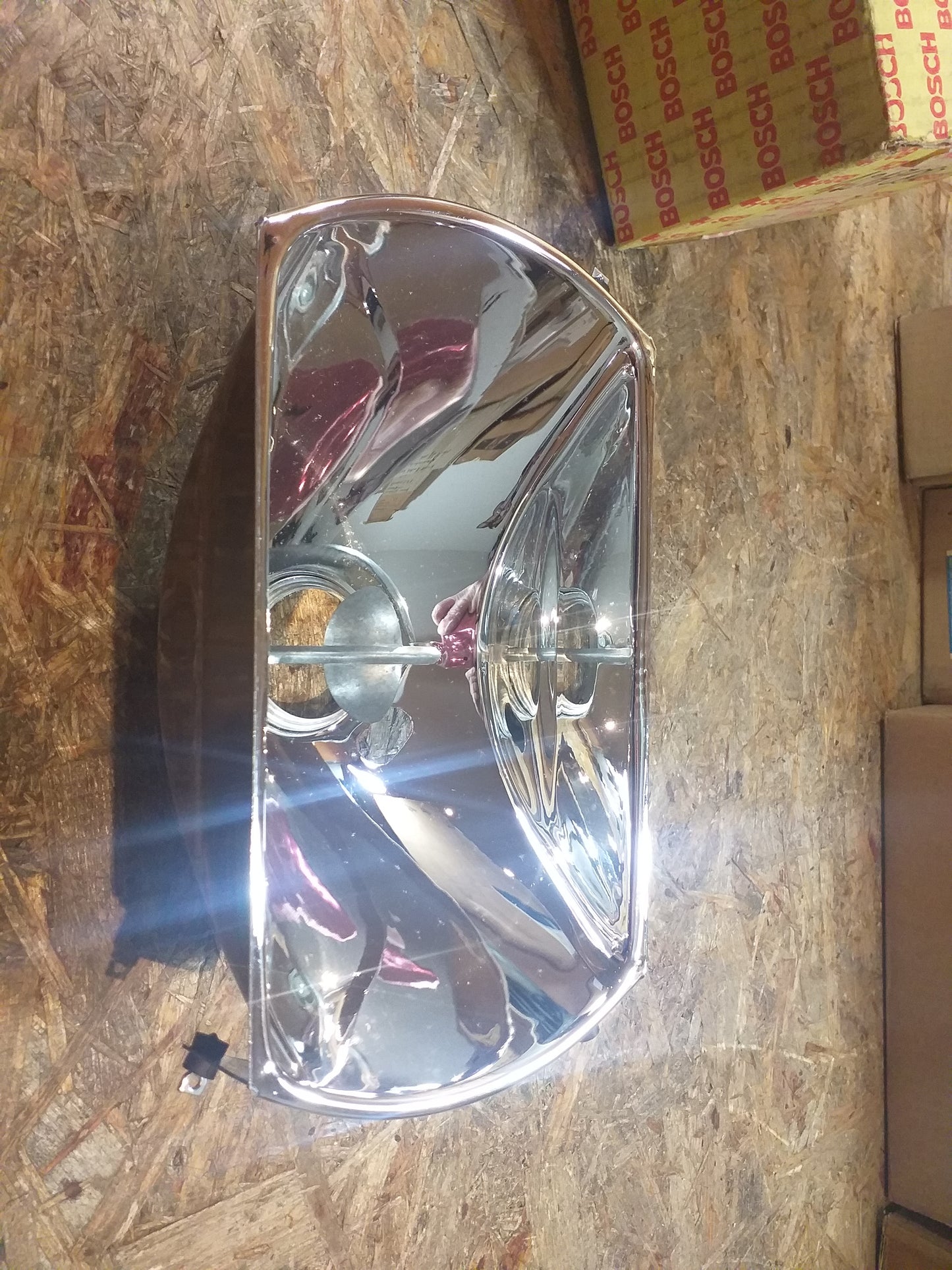 Rekord D Scheinwerfer Reflektor rechts original Bosch Opel NEU