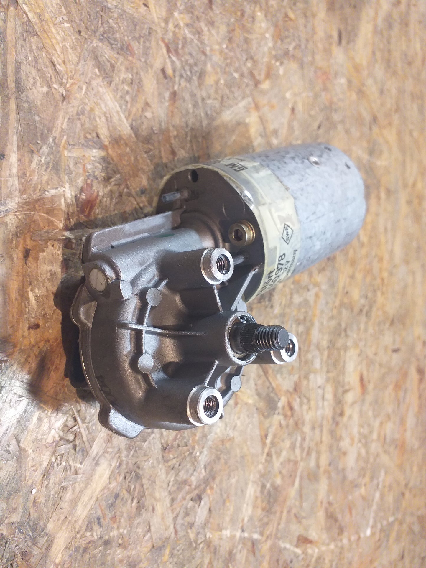 Kadett E Wischermotor original GM Opel NEU