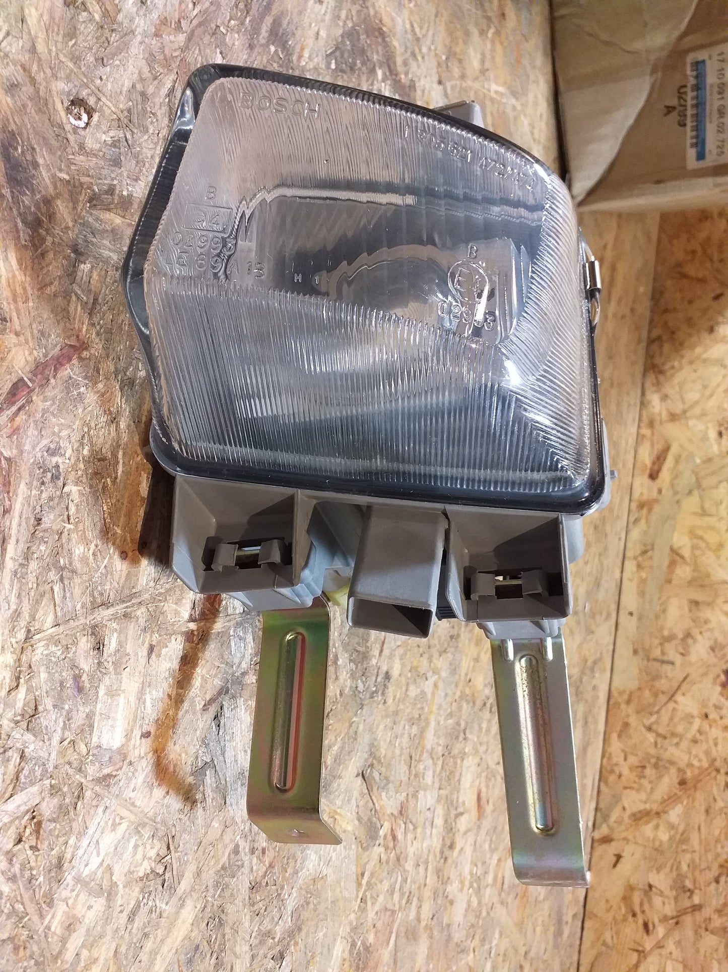 Astra F 94-97 Nebelscheinwerfer links original GM Bosch NEU