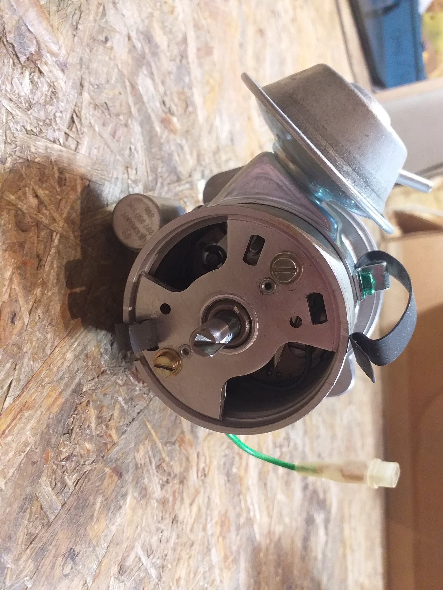 Kadett D/E Ascona C Zündverteiler original Bosch GM NEU
