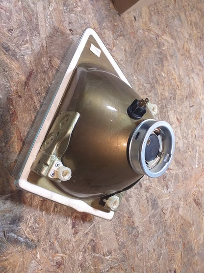 Kadett D Scheinwerfer rechts original Carello GM Opel NEU